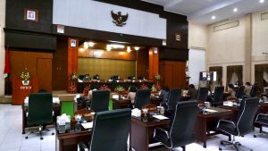 walikota hadiri paripurna KUA PPAS