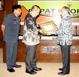 PENGHARGAAN DARI BKN ATAS PELAKSANAAN TES CPNS SISTEM CAT